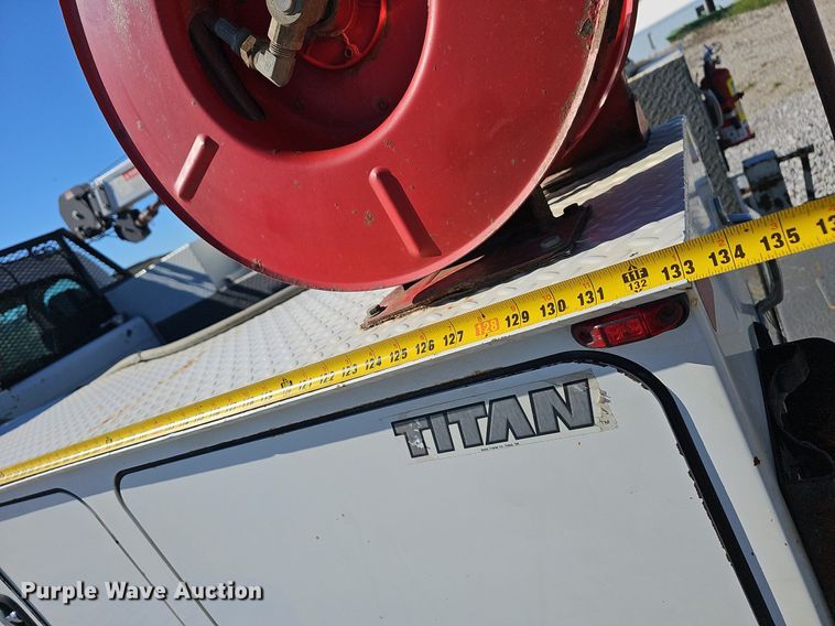 image for item EJ6255 2006 Chevrolet C4500 utility / service truck