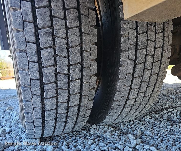 image for item EJ6255 2006 Chevrolet C4500 utility / service truck