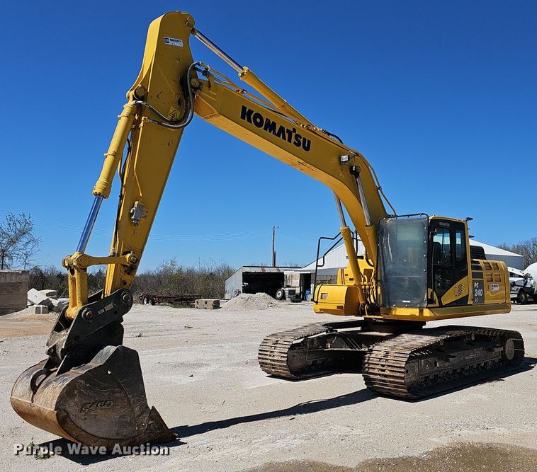 image for item EJ6258 2019 Komatsu  PC240LC-11 excavator