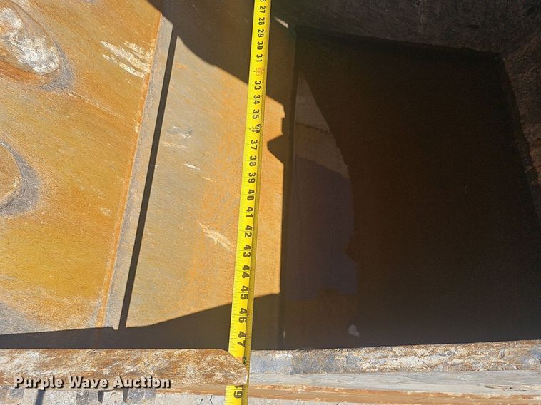 image for item EJ6258 2019 Komatsu  PC240LC-11 excavator