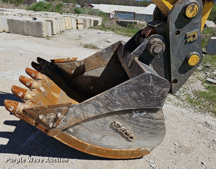 image for item EJ6258 2019 Komatsu  PC240LC-11 excavator