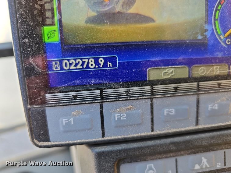 image for item EJ6258 2019 Komatsu  PC240LC-11 excavator