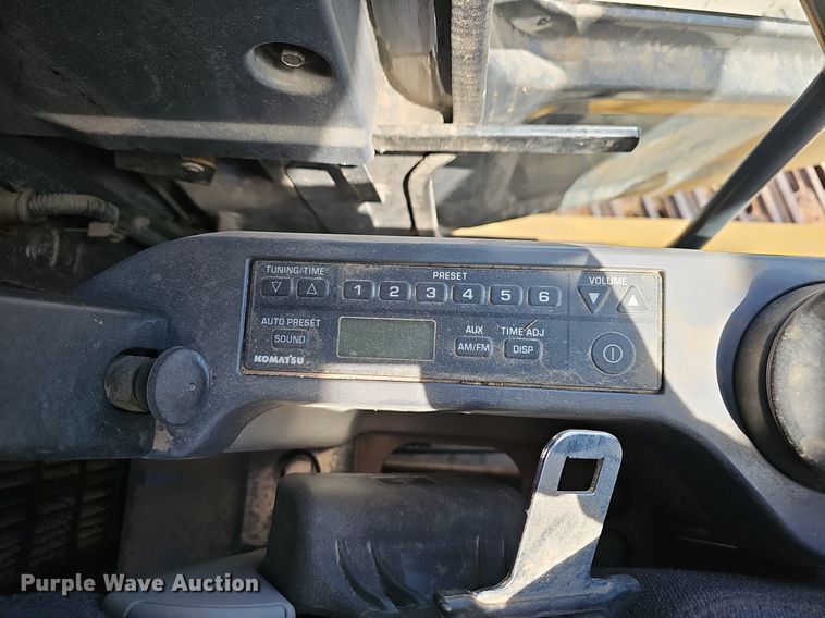 image for item EJ6258 2019 Komatsu  PC240LC-11 excavator