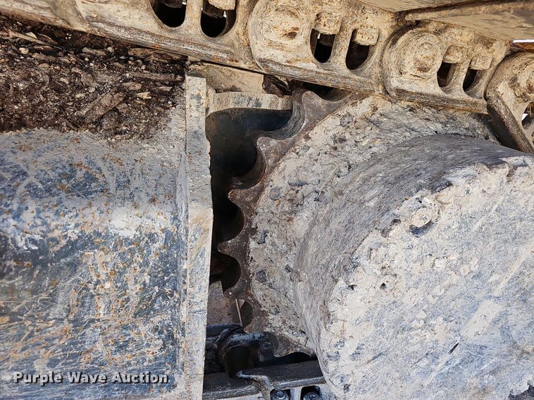 image for item EJ6258 2019 Komatsu  PC240LC-11 excavator