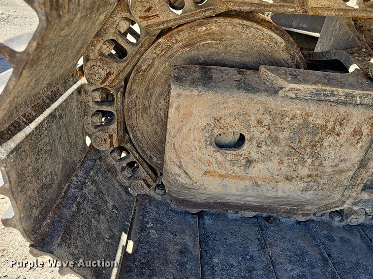 image for item EJ6258 2019 Komatsu  PC240LC-11 excavator