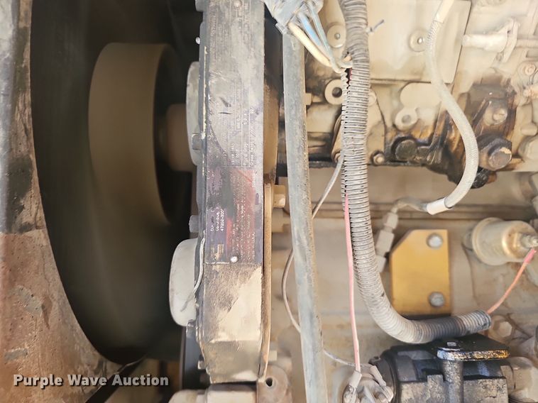 image for item EJ6260 1999 Gomaco  GT3200 curb machine