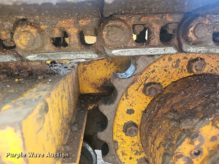 image for item EJ6260 1999 Gomaco  GT3200 curb machine