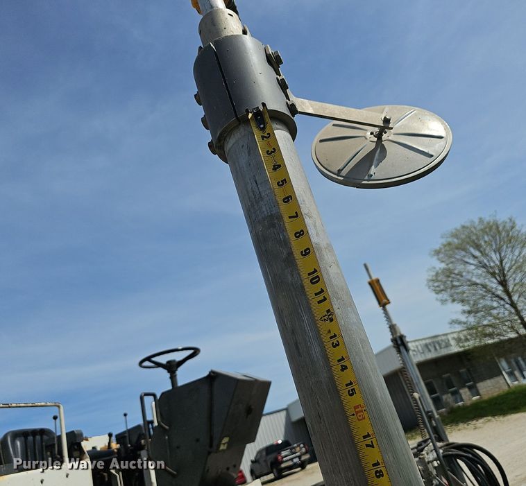 image for item EJ6261 1994 Somero S-240LS screed