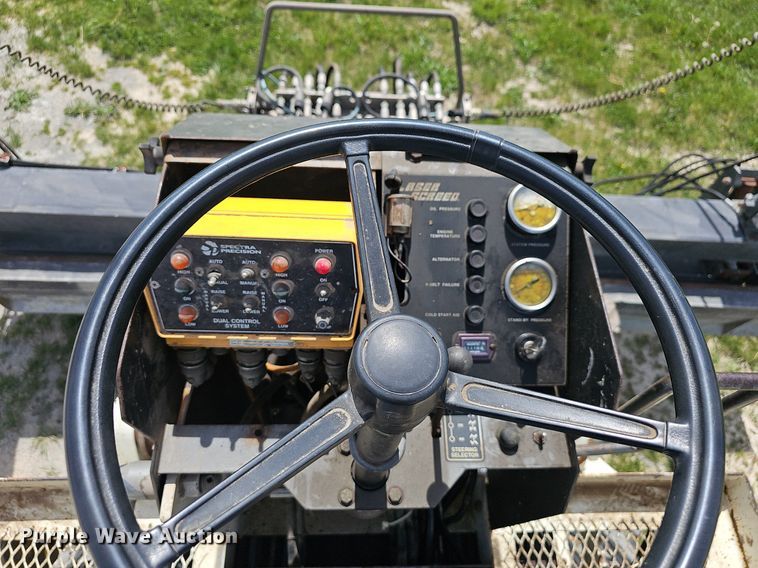 image for item EJ6261 1994 Somero S-240LS screed