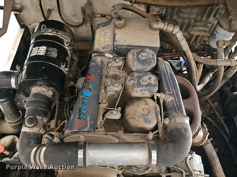 image for item EJ6261 1994 Somero S-240LS screed