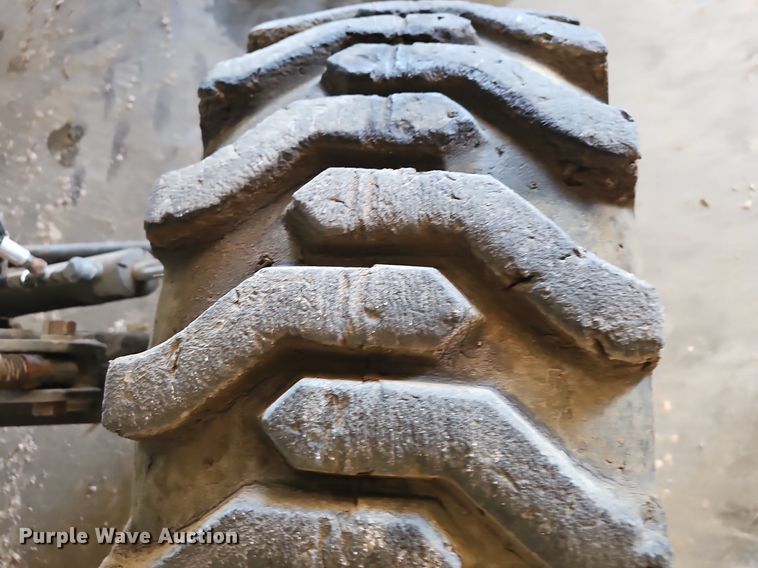 image for item EJ6261 1994 Somero S-240LS screed