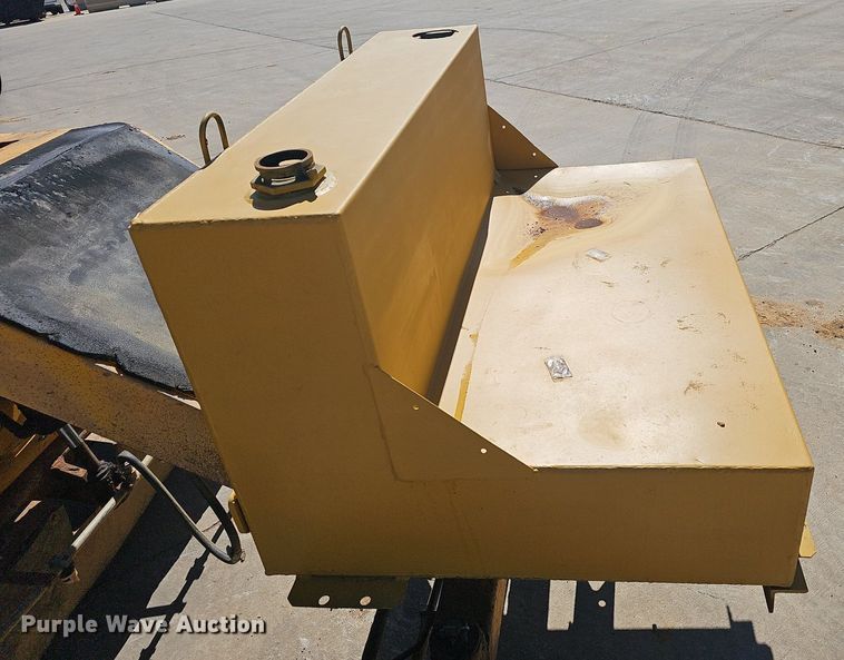 image for item EJ6262 2004 Waldon Sweep Master 250 broom