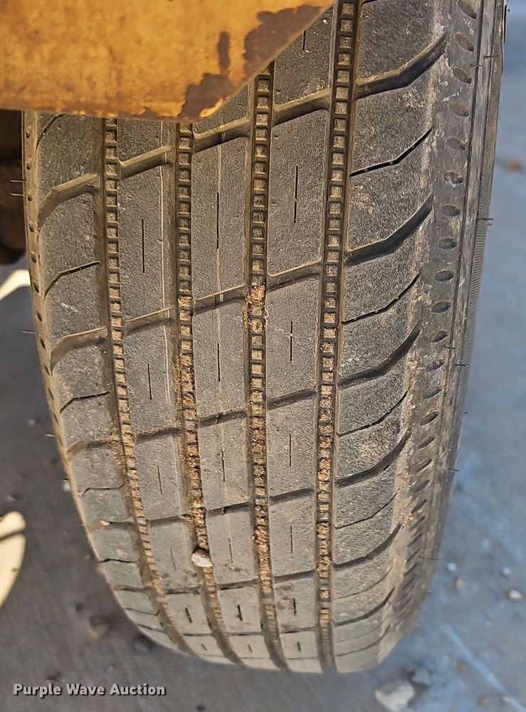 image for item EJ6262 2004 Waldon Sweep Master 250 broom