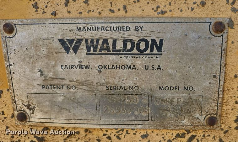 image for item EJ6262 2004 Waldon Sweep Master 250 broom