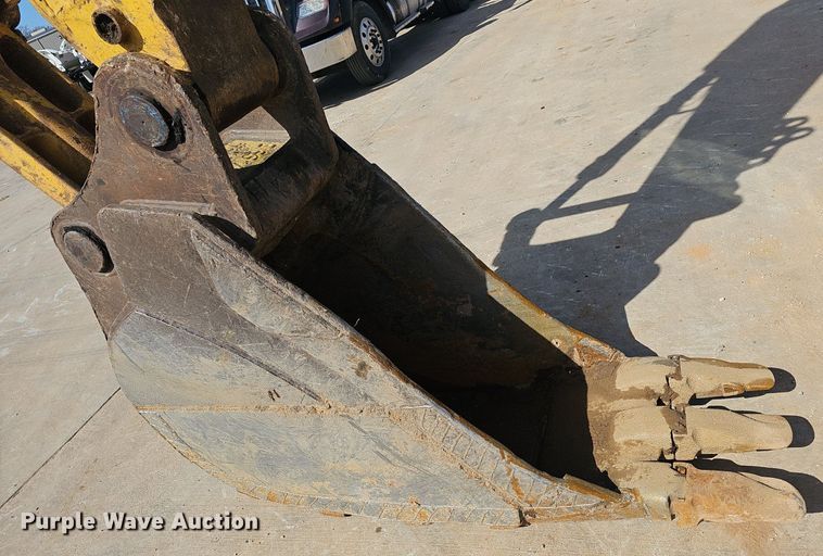 image for item EJ6263 2017 Komatsu  PC360LC-11 excavator