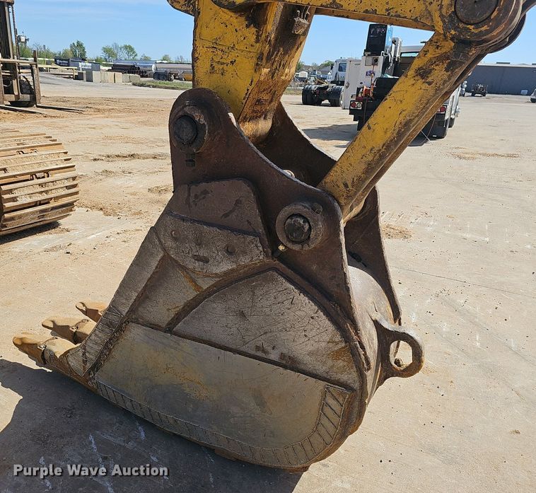 image for item EJ6263 2017 Komatsu  PC360LC-11 excavator