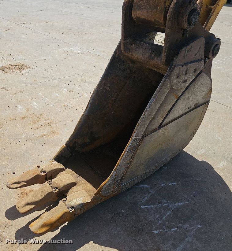 image for item EJ6263 2017 Komatsu  PC360LC-11 excavator