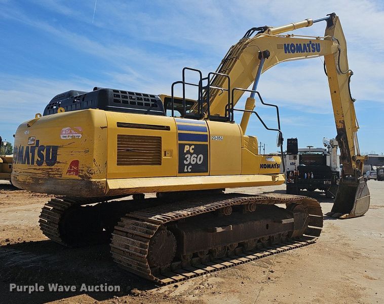 image for item EJ6263 2017 Komatsu  PC360LC-11 excavator