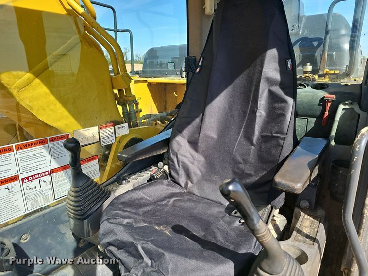 image for item EJ6263 2017 Komatsu  PC360LC-11 excavator