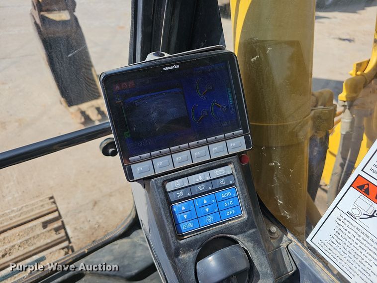 image for item EJ6263 2017 Komatsu  PC360LC-11 excavator