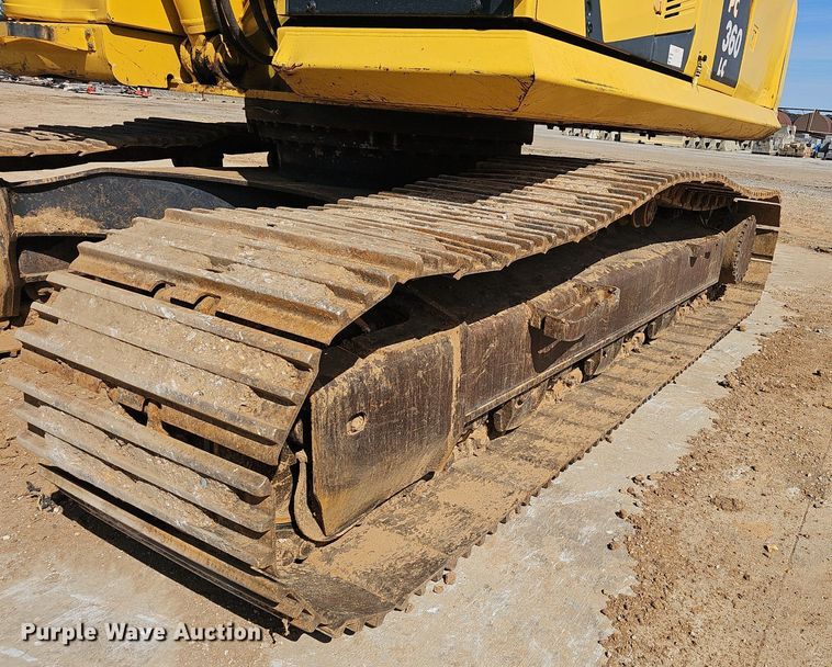 image for item EJ6263 2017 Komatsu  PC360LC-11 excavator