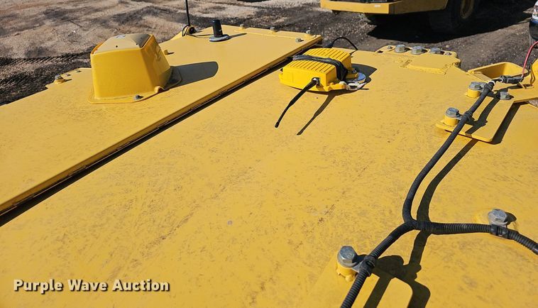 image for item EJ6264 2018 Komatsu  D65PXI-18 dozer