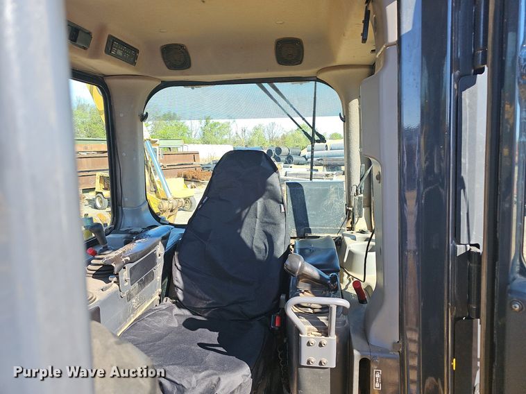 image for item EJ6264 2018 Komatsu  D65PXI-18 dozer