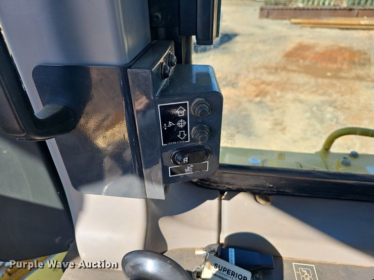 image for item EJ6264 2018 Komatsu  D65PXI-18 dozer