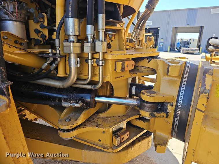 image for item EJ6267 2013 Caterpillar  740B haul truck