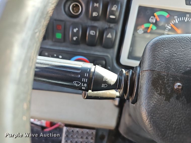 image for item EJ6267 2013 Caterpillar  740B haul truck