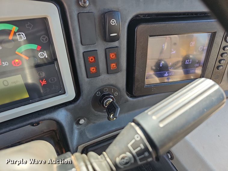 image for item EJ6267 2013 Caterpillar  740B haul truck