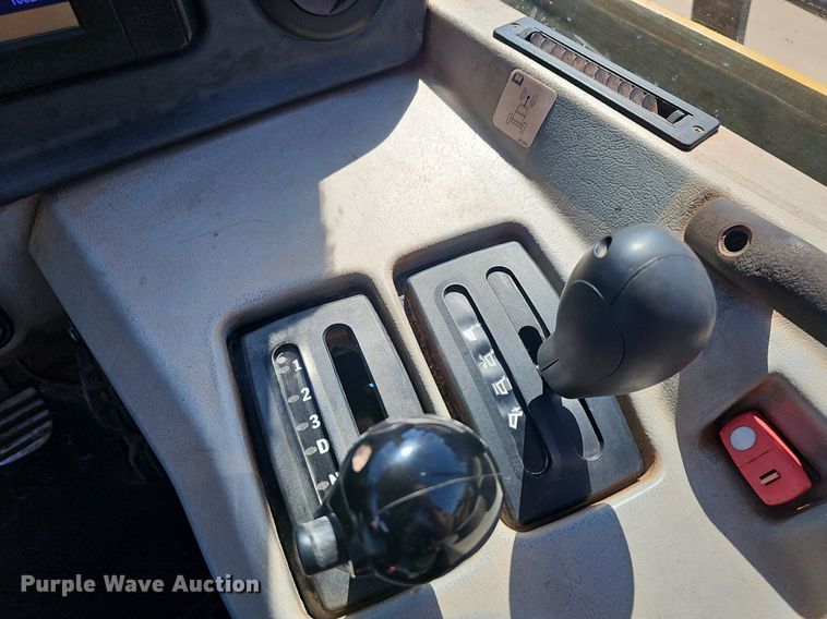 image for item EJ6267 2013 Caterpillar  740B haul truck