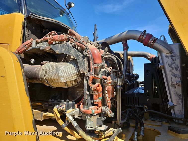 image for item EJ6267 2013 Caterpillar  740B haul truck