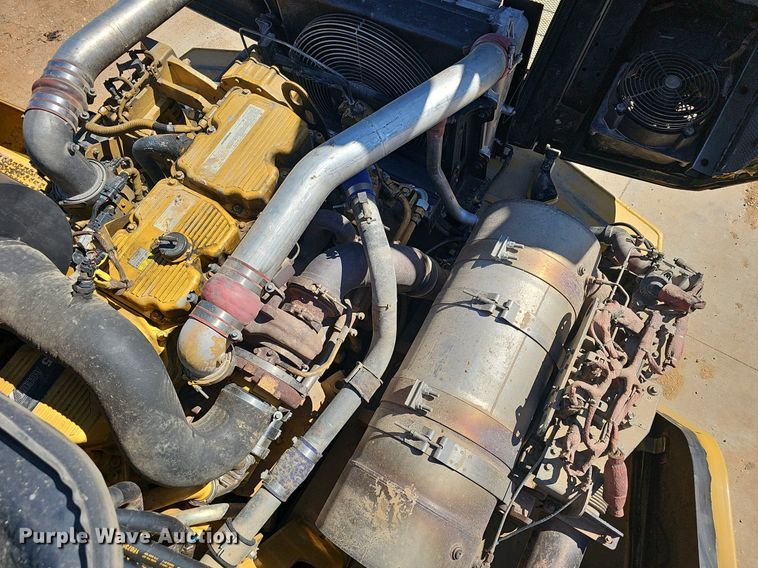 image for item EJ6267 2013 Caterpillar  740B haul truck