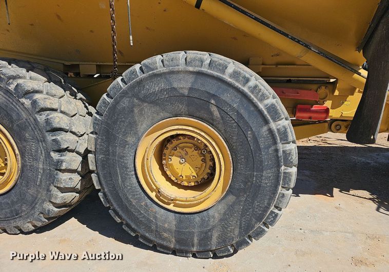 image for item EJ6267 2013 Caterpillar  740B haul truck