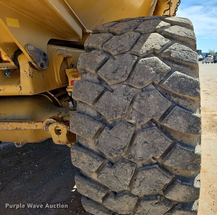 image for item EJ6267 2013 Caterpillar  740B haul truck