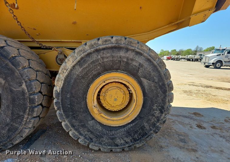 image for item EJ6267 2013 Caterpillar  740B haul truck