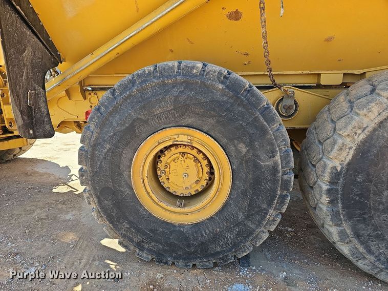 image for item EJ6267 2013 Caterpillar  740B haul truck