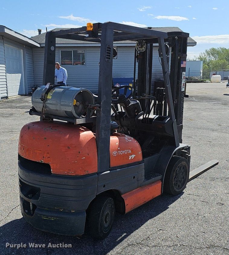 image for item EJ6275 1999 Toyota  42-6FGCU25 forklift