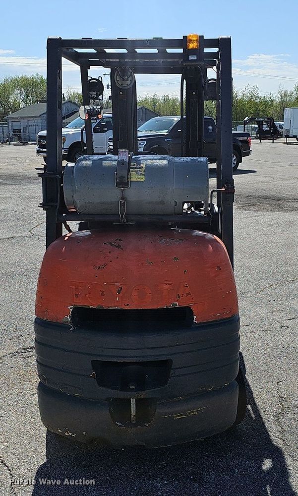 image for item EJ6275 1999 Toyota  42-6FGCU25 forklift