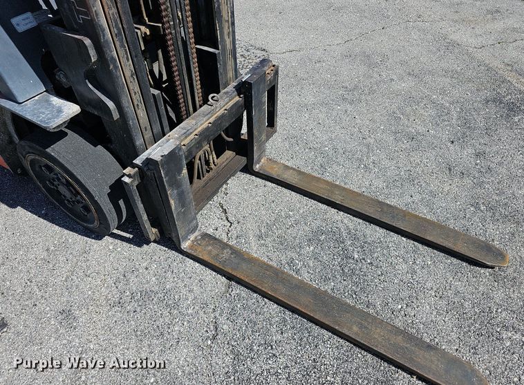 image for item EJ6275 1999 Toyota  42-6FGCU25 forklift