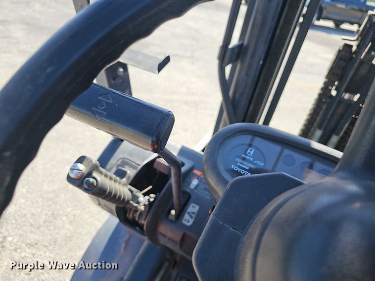 image for item EJ6275 1999 Toyota  42-6FGCU25 forklift