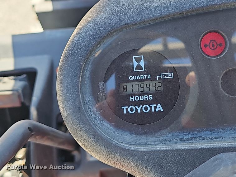 image for item EJ6275 1999 Toyota  42-6FGCU25 forklift