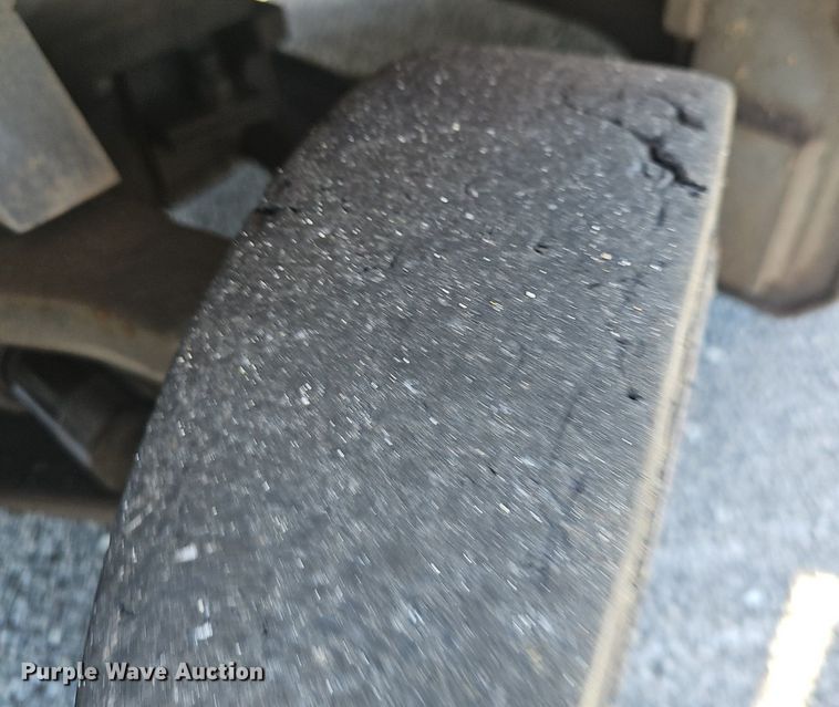 image for item EJ6275 1999 Toyota  42-6FGCU25 forklift