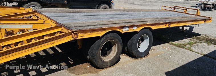 image for item EJ6276 1995 Ceez CZ20KT equipment trailer