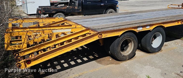 image for item EJ6276 1995 Ceez CZ20KT equipment trailer