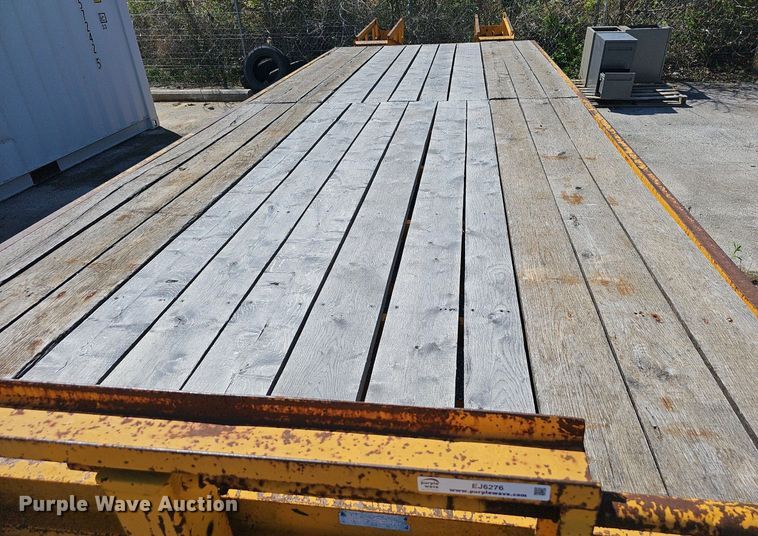 image for item EJ6276 1995 Ceez CZ20KT equipment trailer