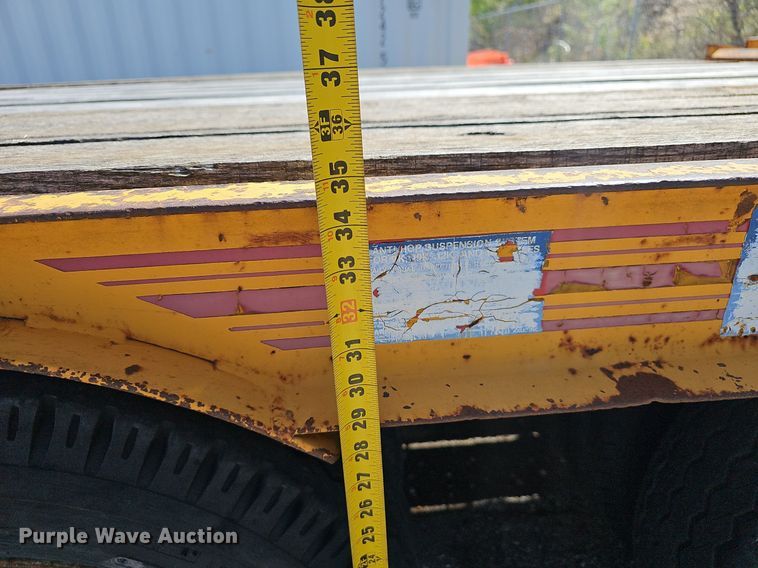 image for item EJ6276 1995 Ceez CZ20KT equipment trailer