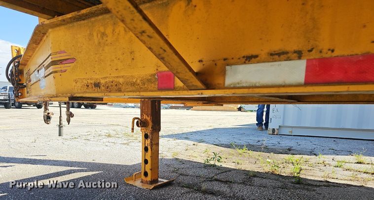 image for item EJ6276 1995 Ceez CZ20KT equipment trailer