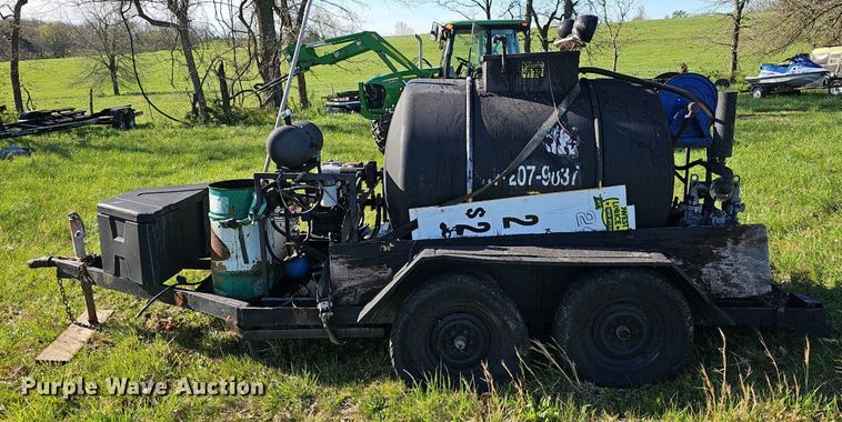 image for item EJ6280 Seal coat trailer